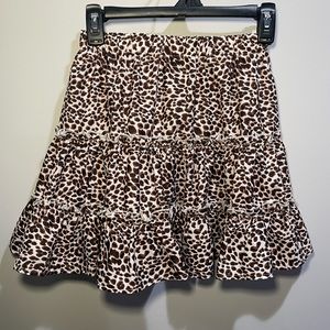 Cheetah/ patterned loose skirt